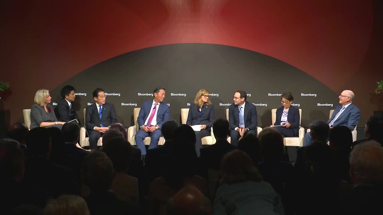 Bloomberg Panel Discussion With Japanese Prime Minister Kishida - ECONIPPON